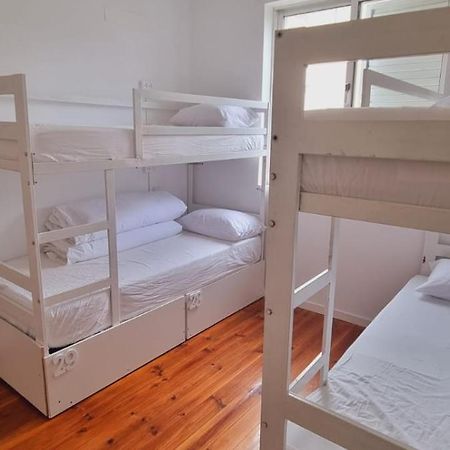 Owls Hostel Ribeiro Порту Экстерьер фото